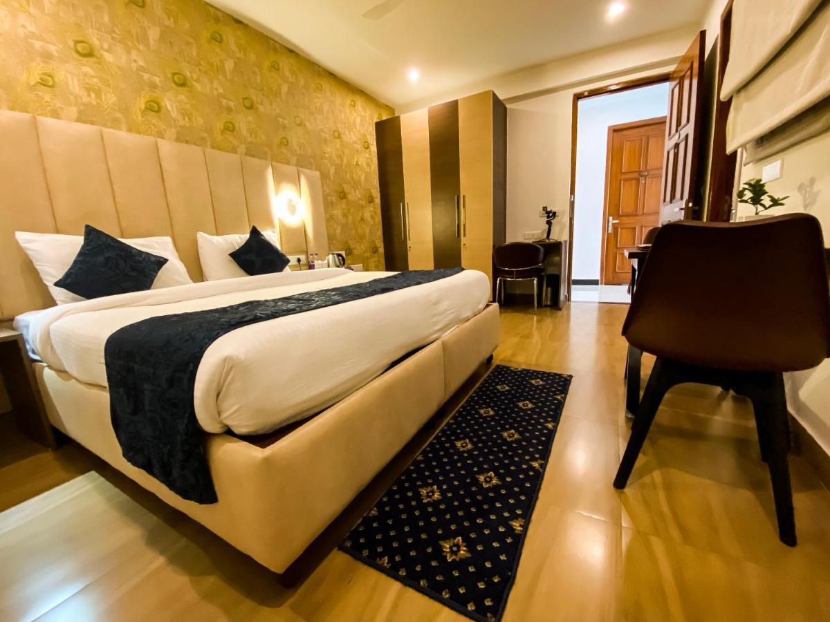 Sky Suites คูร์เคาน์ ภายนอก รูปภาพ