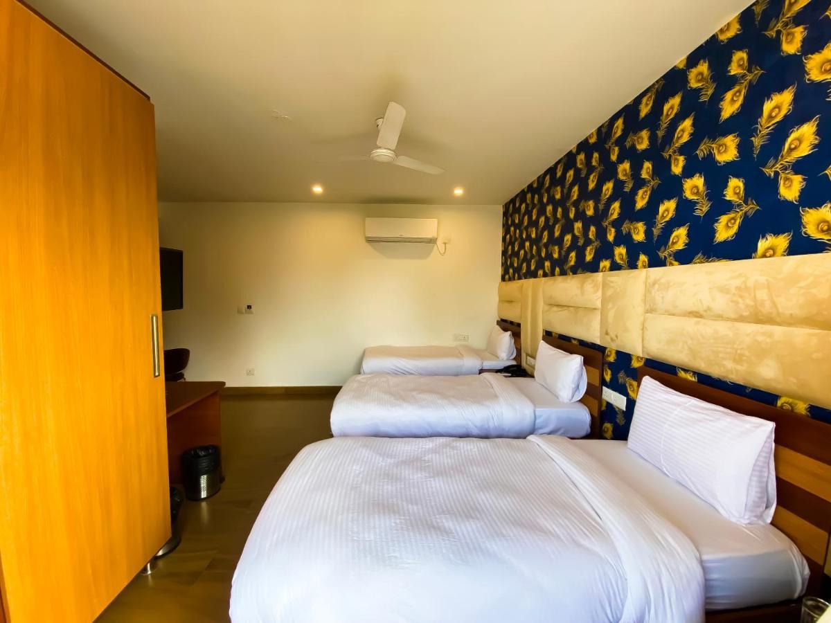 Sky Suites คูร์เคาน์ ภายนอก รูปภาพ